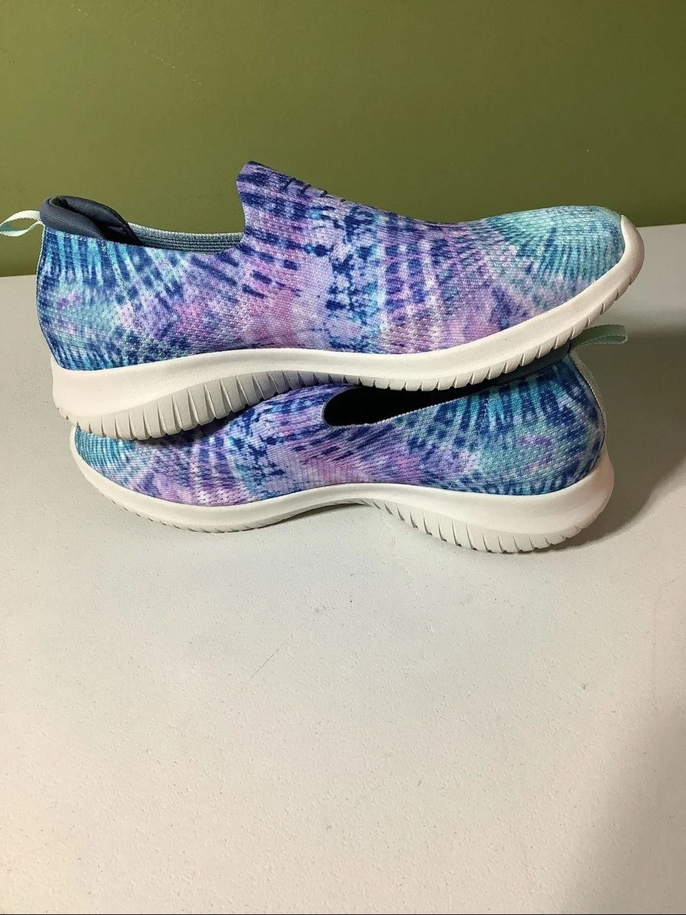 Skechers tie dyed air-cooled memory foam slip ons, size 10